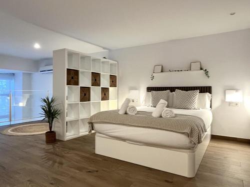 Quatre Carreres Apartment | Dúplex Moderno con Piscina y Parking - Roig Arena