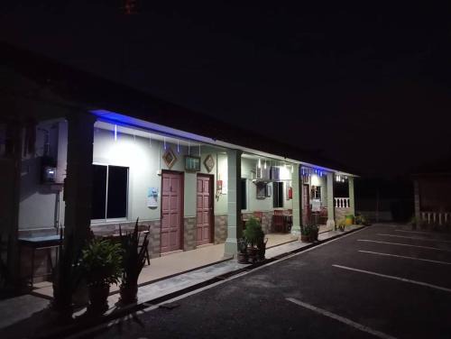 Kampung Tanjung Bidara Hotel | D'Desa Qaseh Chalet