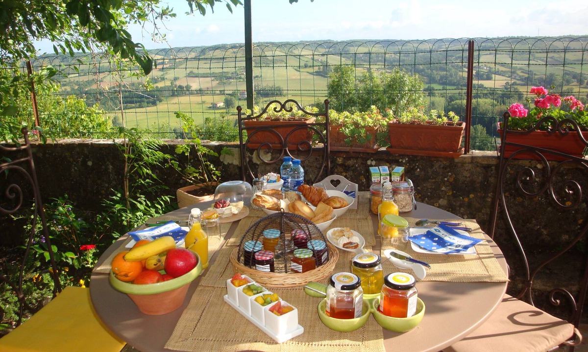 Cordes-sur-Ciel Bed & Breakfast | D'Ici et d'Ailleurs