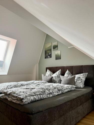 Windischeschenbach Apartment | Dachblick by Zirwick Apartment