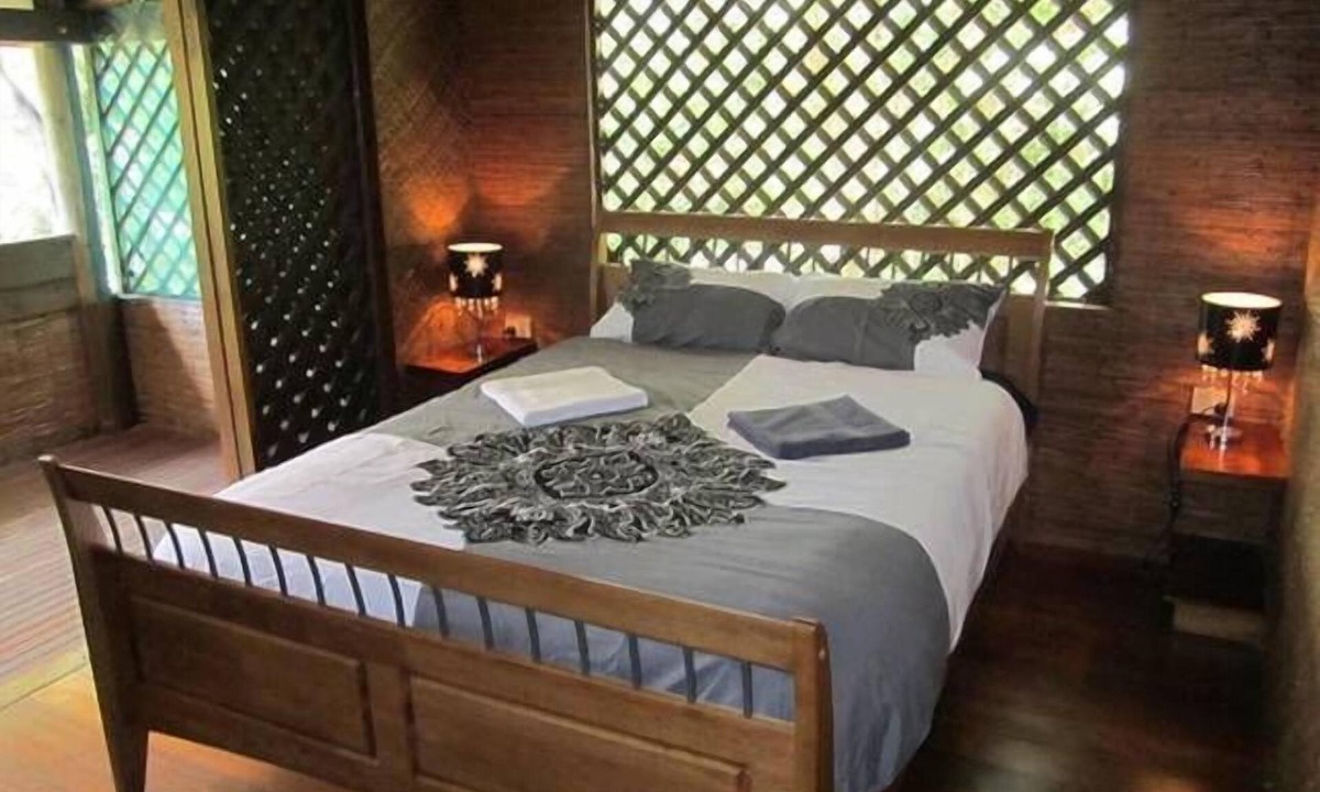 Forest Creek House | Daintree Lighthouse View