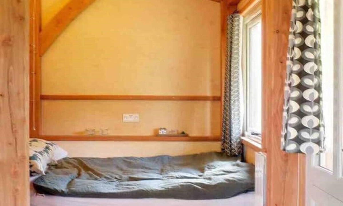 Rewe Ski Chalet | Daisy-a romantic logcabin hiding amongst the trees