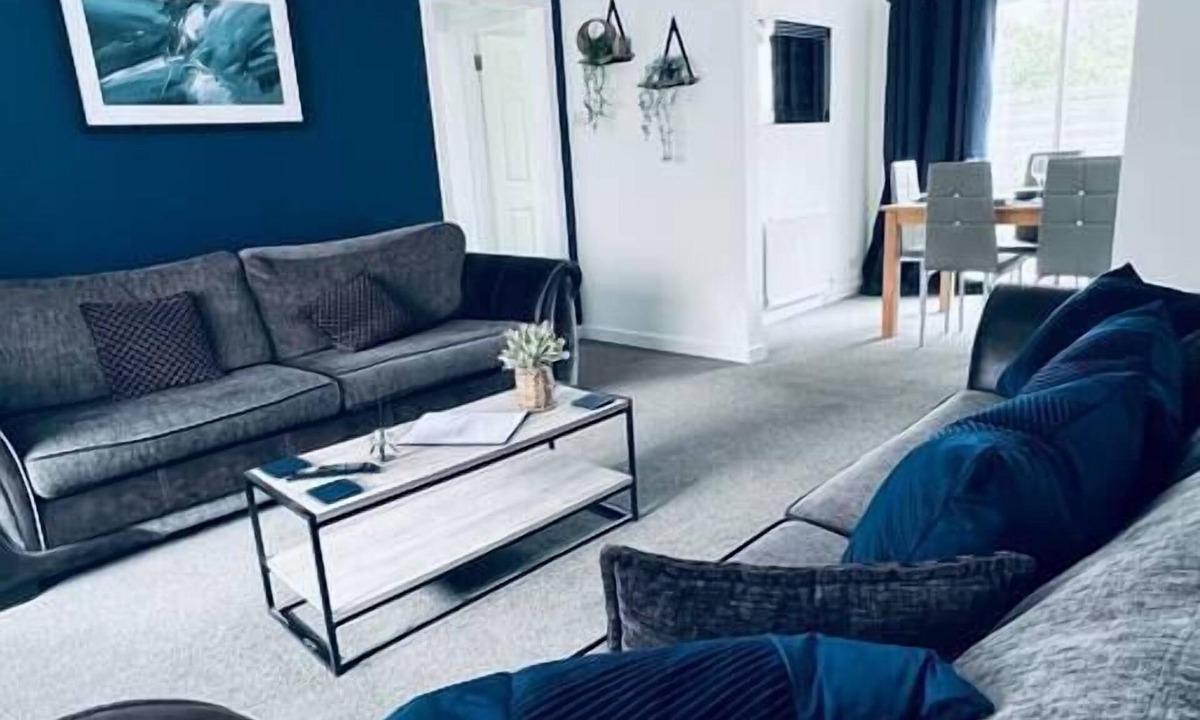 Dalkeith House | Dalkeith Five Bedroom House