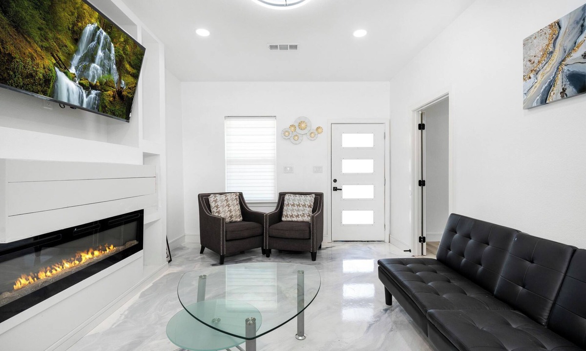 Dallas House | Dallas Getaway
