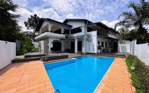Kuala Lumpur Villa | Damansara Heights Luxury Villa with Private Pool
