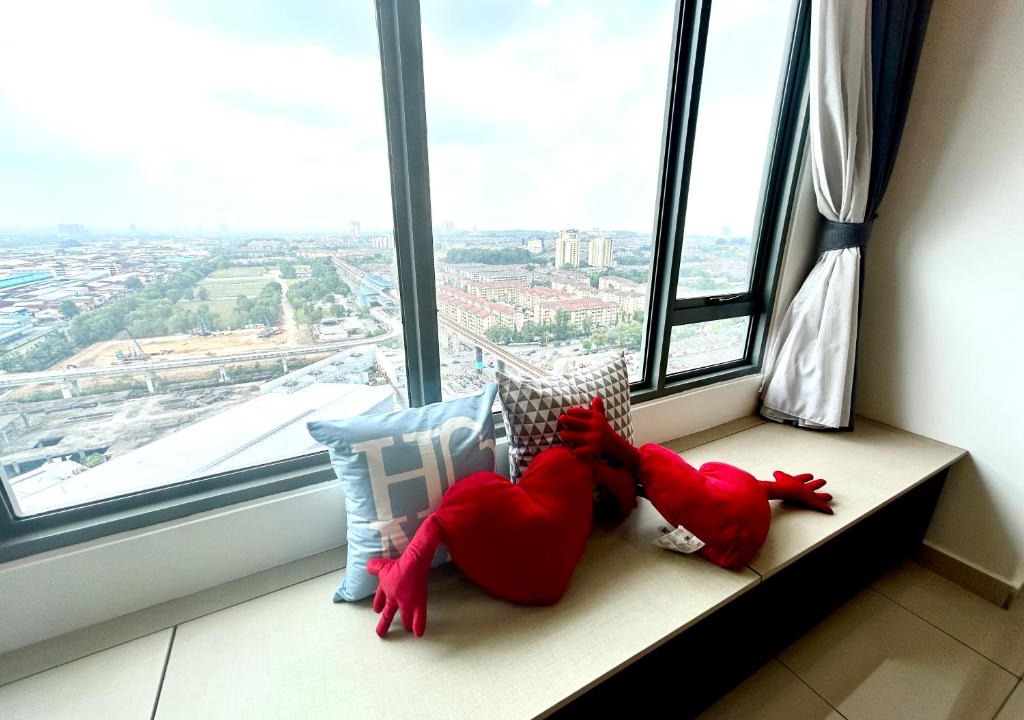 Usj 1 Apartment | Damen Suite Sunway Subang by DW