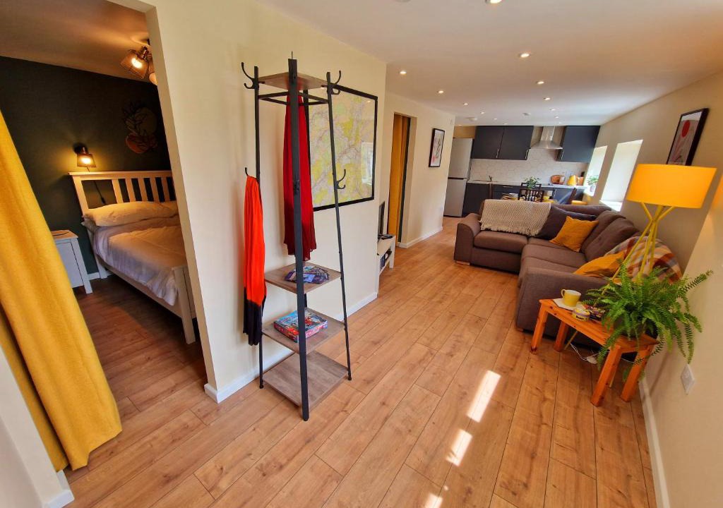 Pontneddfechan Apartment | Dan Y Coed