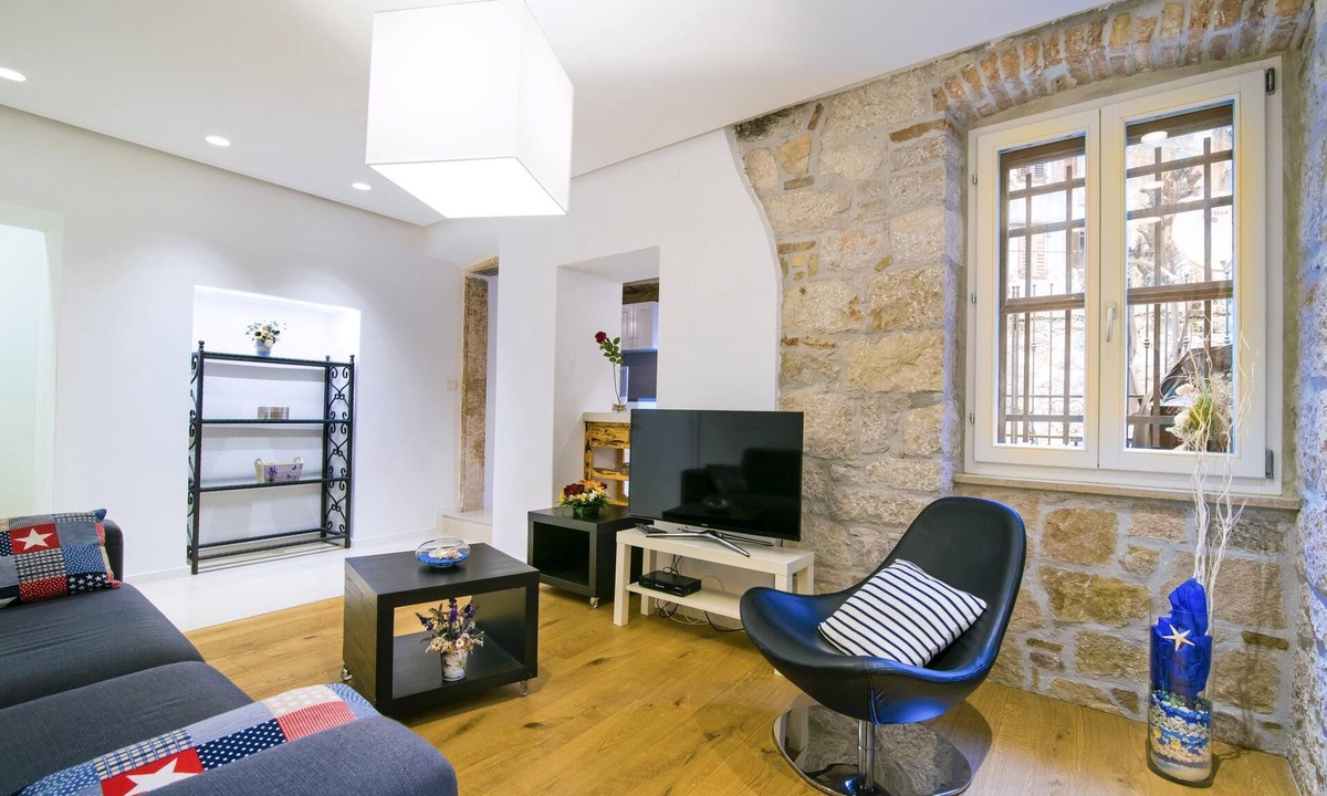 Rovinj Apartment | DANALU Two-Bedroom Apartment