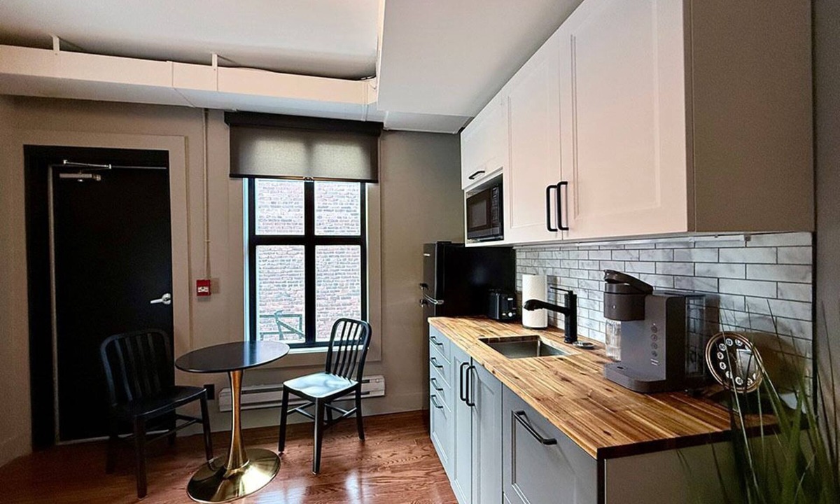 Riverdale House | Danforth Hotel Suite #4 - Two Bedroom Suite