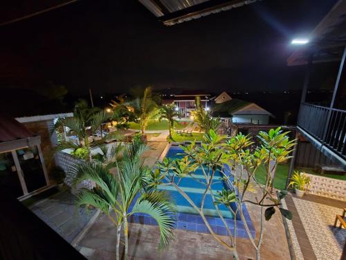 Kota Sarang Semut Resort | Dangau Sala D'Kontena