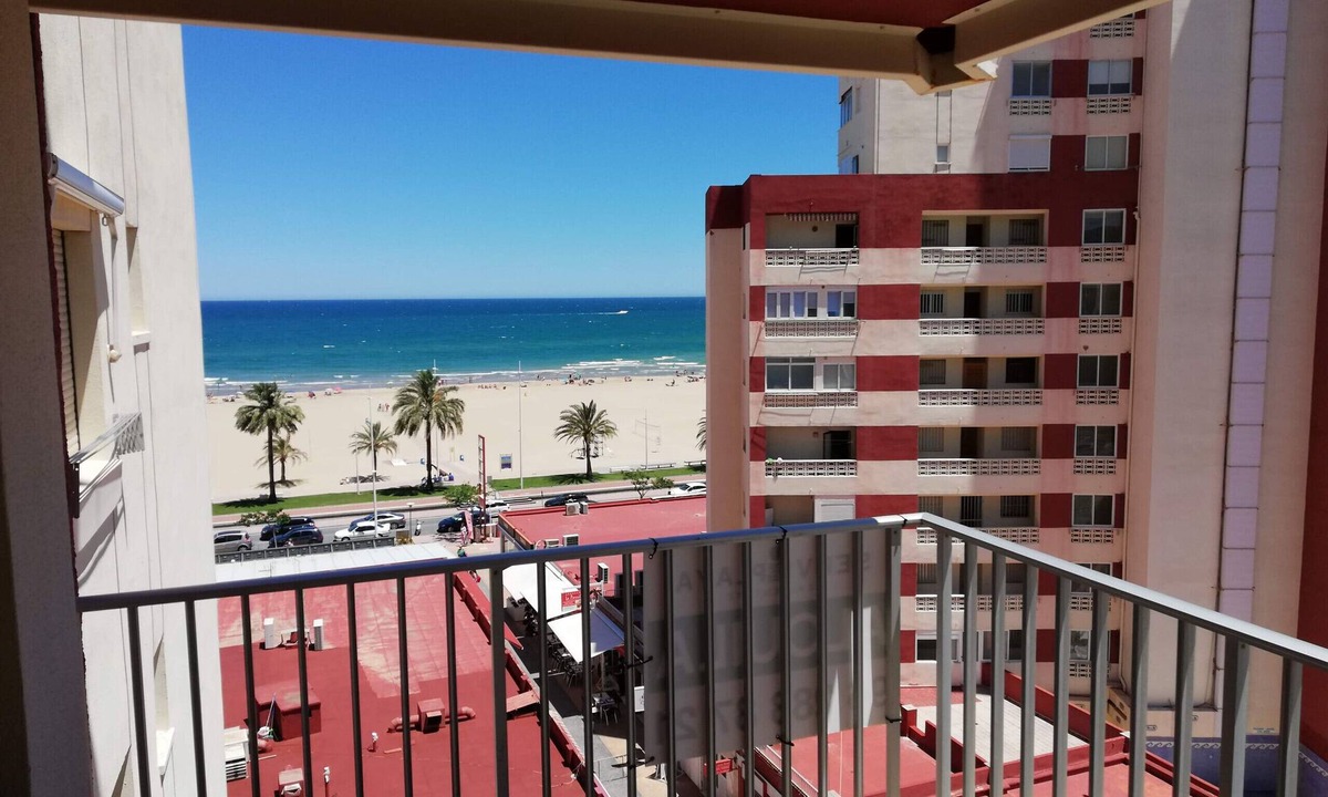 Playa de Gandia Apartment | Danio 5º, Solo Familias!