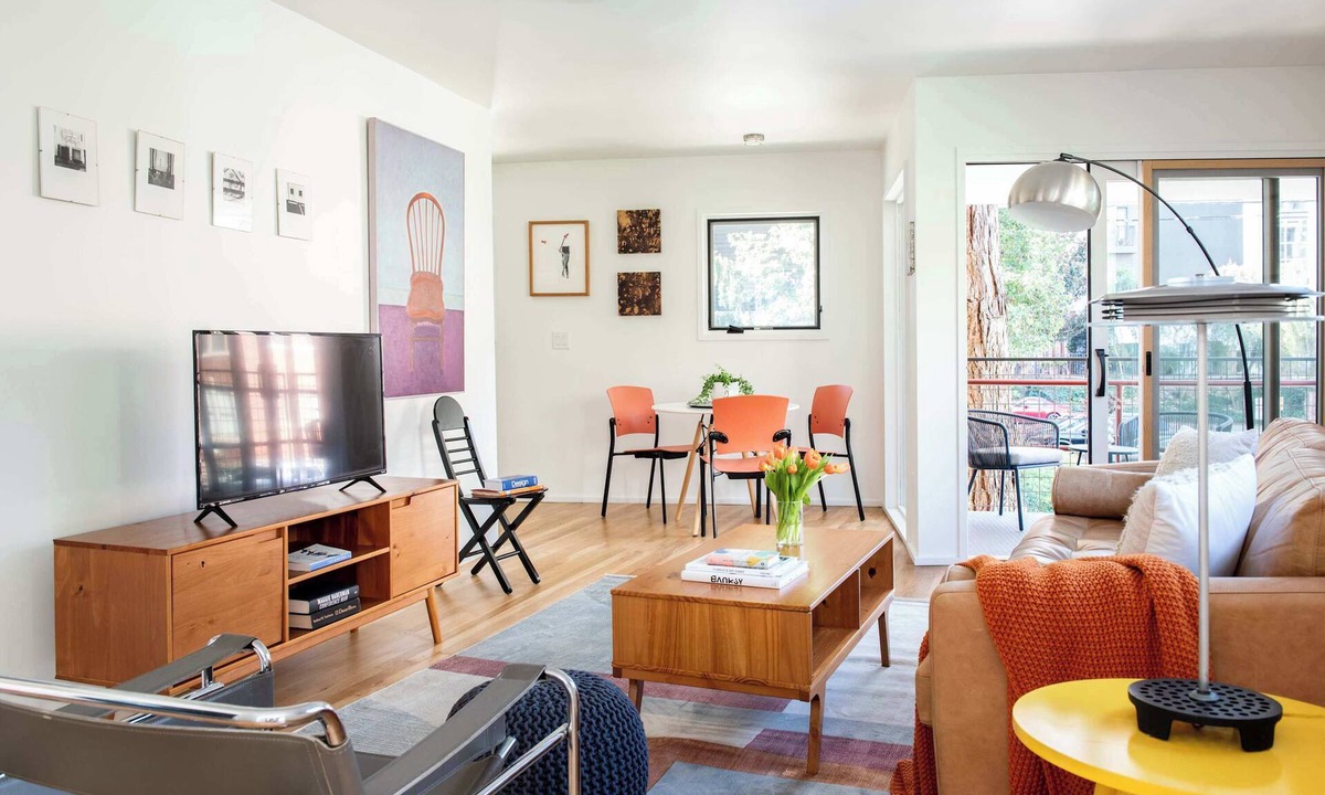 Midtown Apartment | Danish Dreamscape