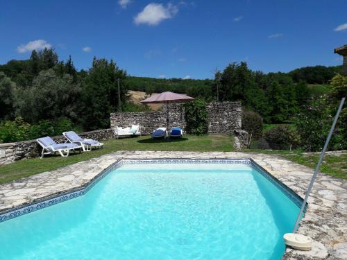 Castelnau-Montratier-Sainte-Alauzie House | Dans hameau avec piscine privée