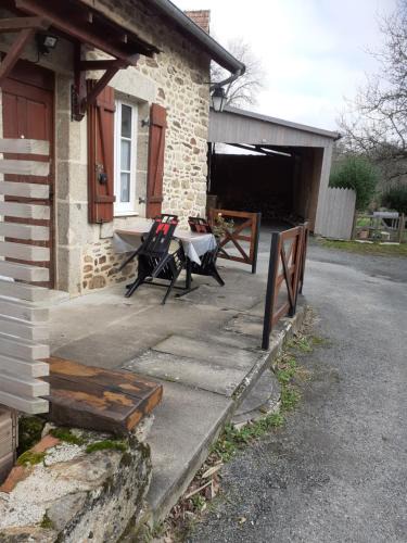 Azerables House | DANS LA MAISON D'A COTE