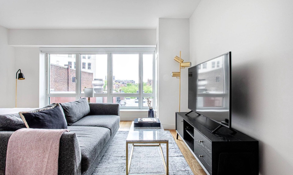 Back Bay East Apartment | Dapper Back Bay Studio, w/Gym, walk to Newbury St. by Blueground