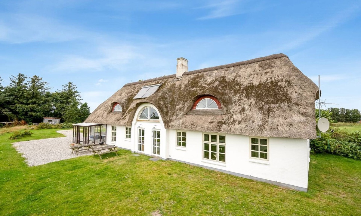 Vemb House | "Darleen" - 850m to the fjord by Interhome