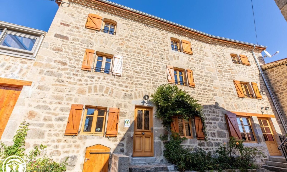 Auzelles House | Darnôzen - AUZELLES - Gîte