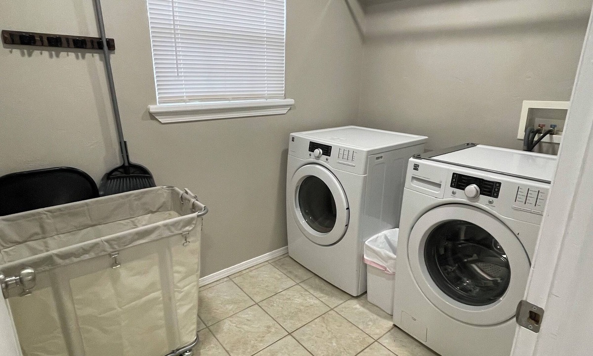 Ada Apartment | Dashing and Clean- 2 Bedroom Duplex