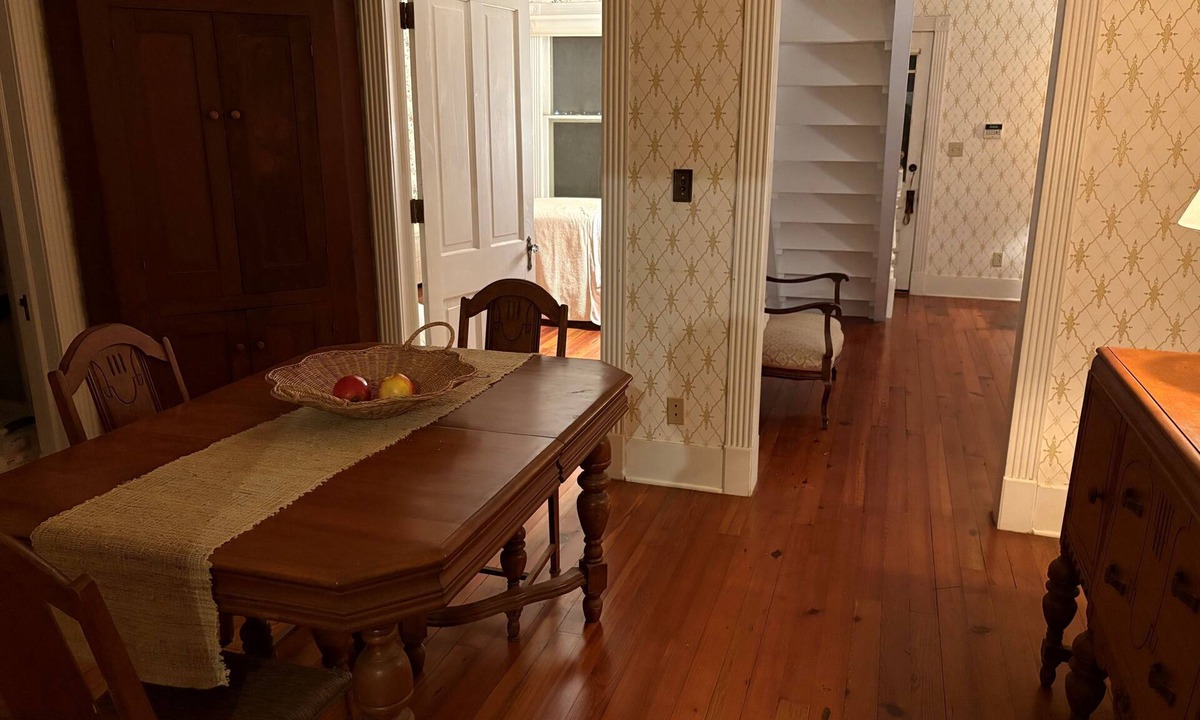 Jennings House | Dave Williams Farmhouse in Jennings, Louisiana