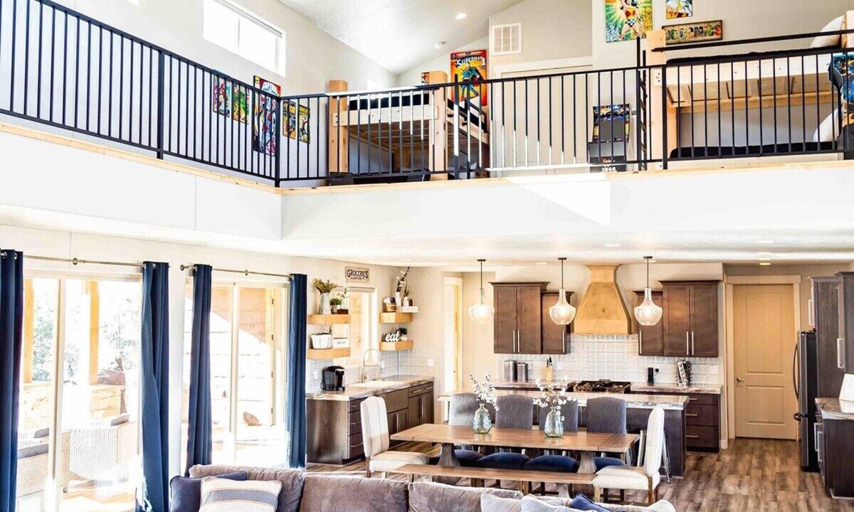 Orderville Cabin | Daybreak Mountain Home @ East Zion & Bryce