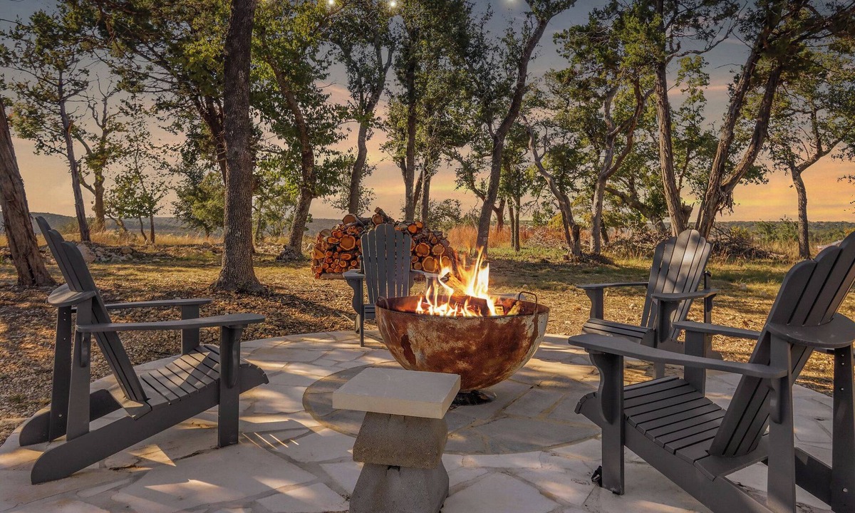 Blanco Cabin | Daybreak Ridge Entire Property | 2 Blanco Cabins, Hill Country Views & Fire Pit