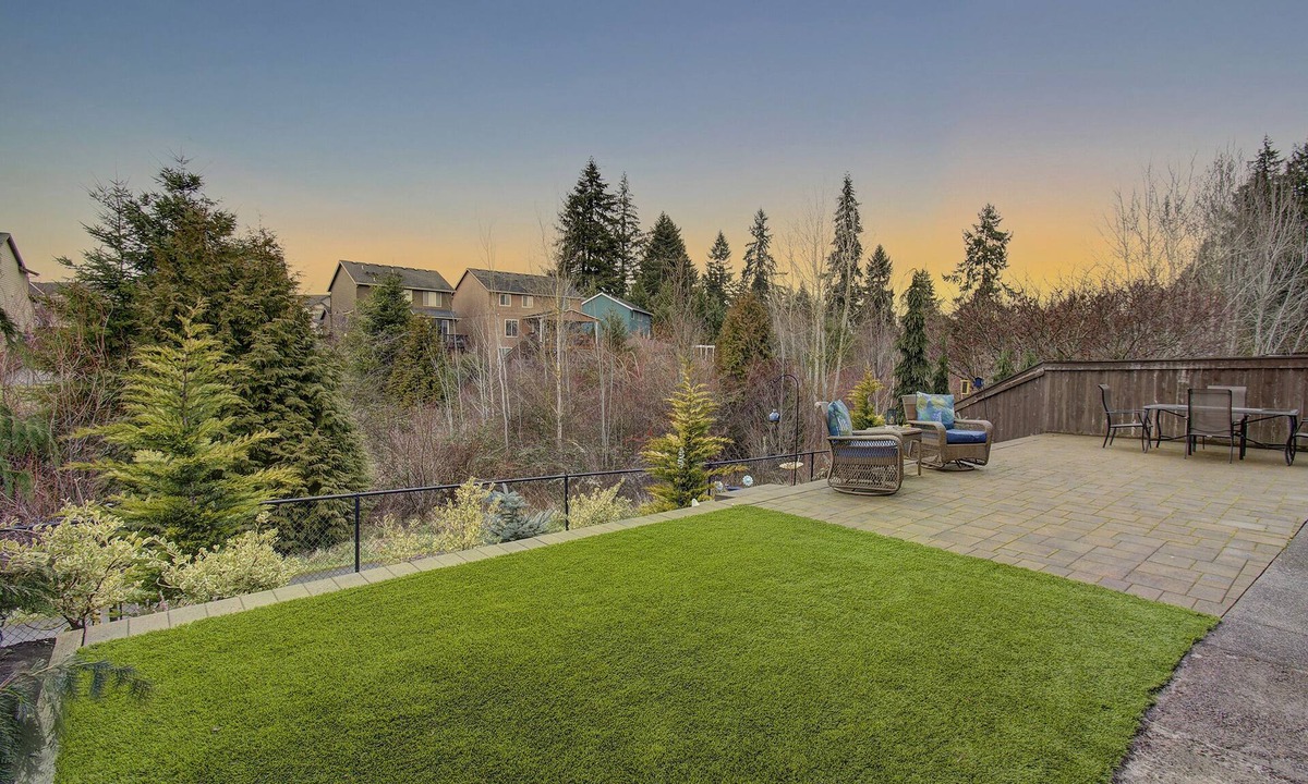 Ridgefield Apartment | Daylight Basement Apt Next to Green Belt!