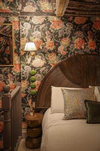 Bath House | Daylily Cottage in Central Bath