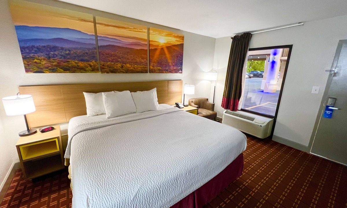 Athens Hotel | Days Inn by Wyndham Athens