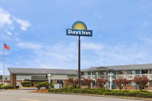 Auburn Hotel | Days Inn by Wyndham Auburn