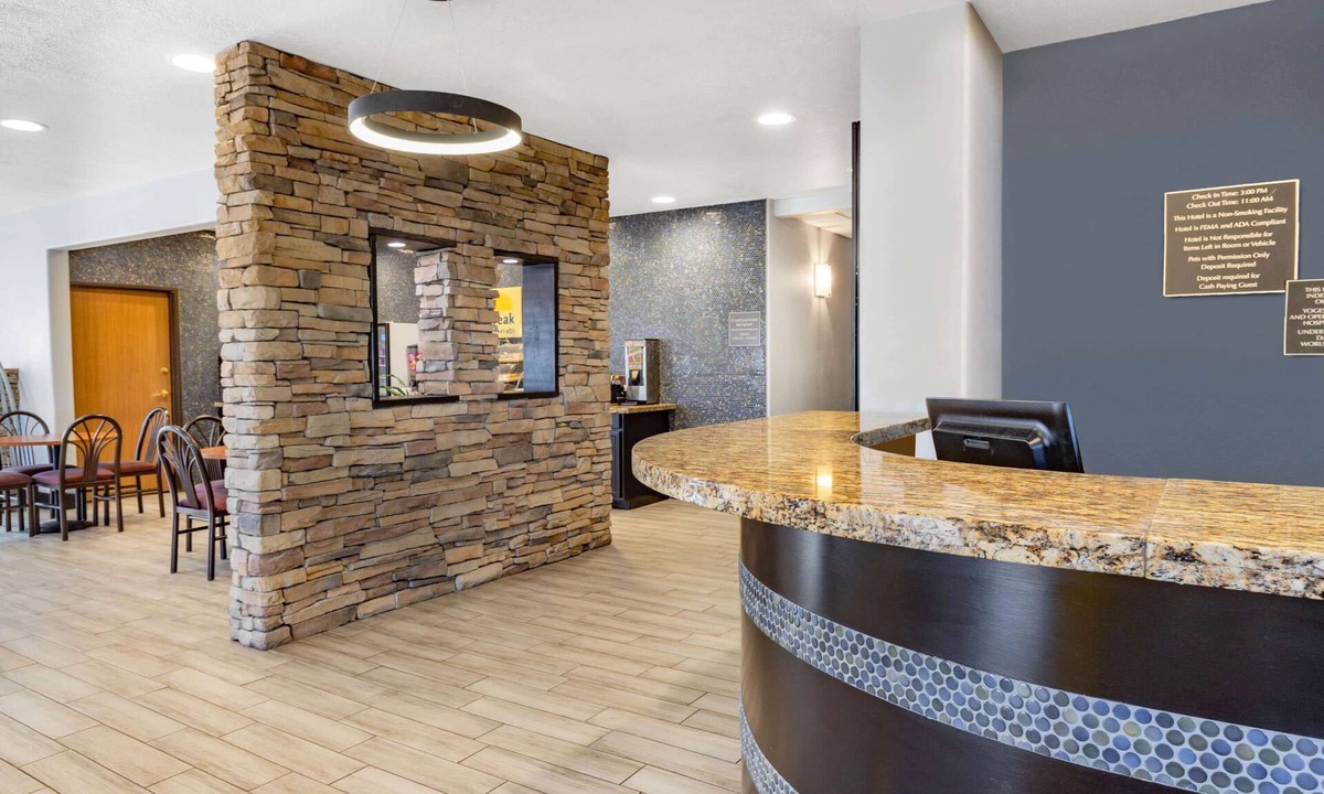 Bernalillo Hotel | Days Inn by Wyndham Bernalillo