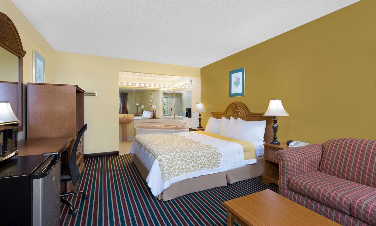 Biscoe Hotel | Days Inn by Wyndham Biscoe