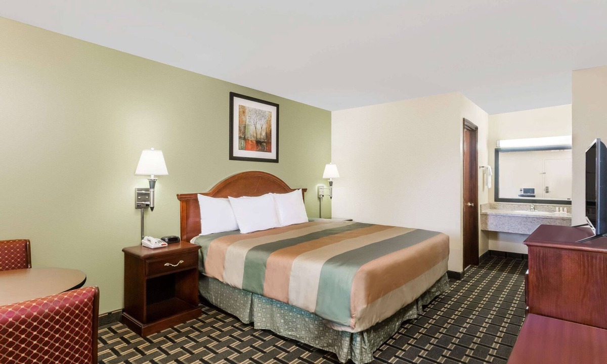 Blakely Hotel | Days Inn by Wyndham Blakely