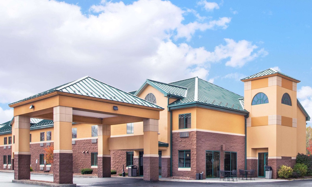 Brewerton Hotel | Days Inn by Wyndham Brewerton/ Syracuse Near Oneida Lake