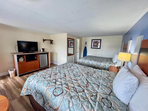 West Yarmouth Hotel | Days Inn by Wyndham - Cape Cod