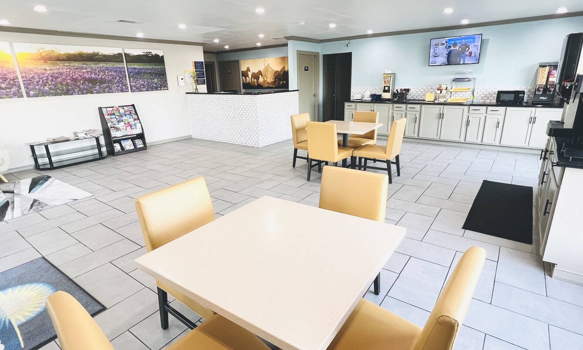 Canton Hotel | Days Inn by Wyndham Canton