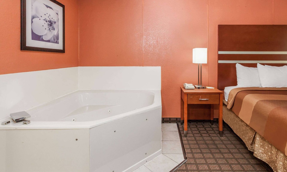 Dalton Hotel | Days Inn by Wyndham Dalton