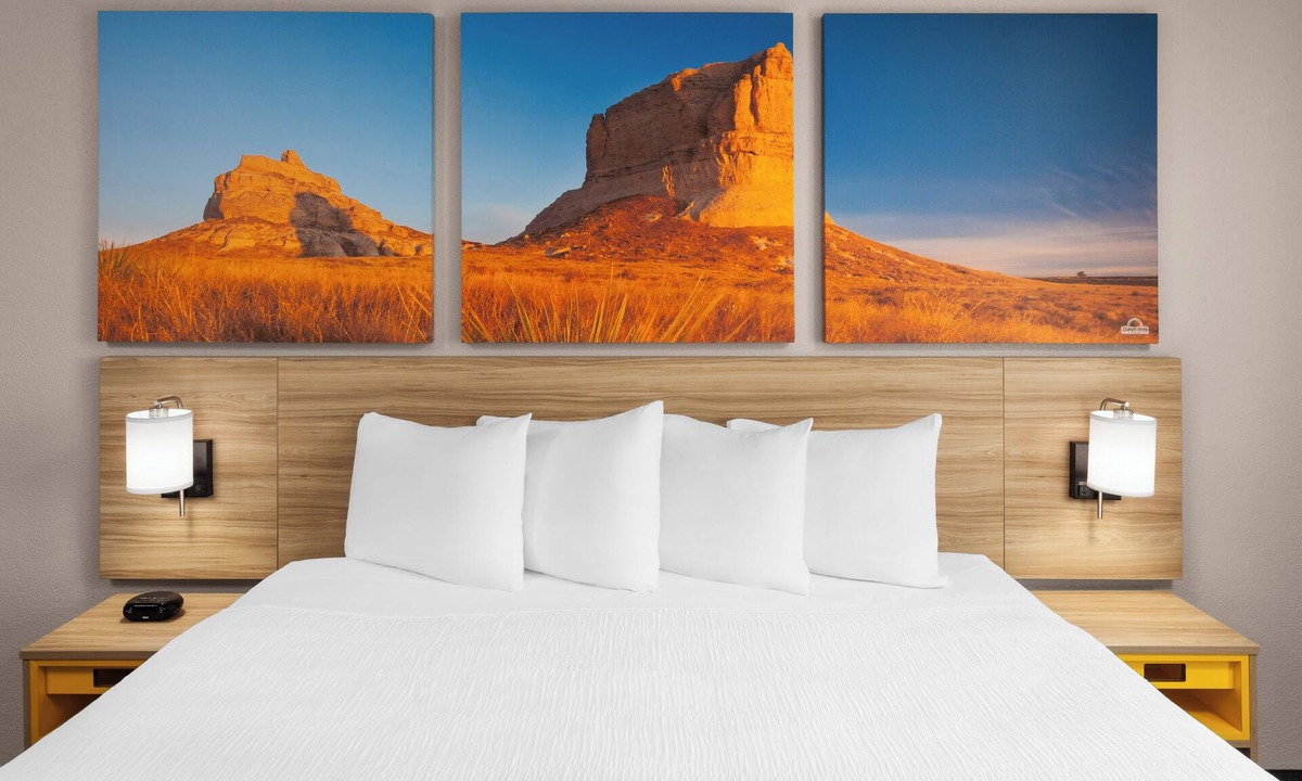 Eagle River Hotel | Days Inn by Wyndham Eagle River