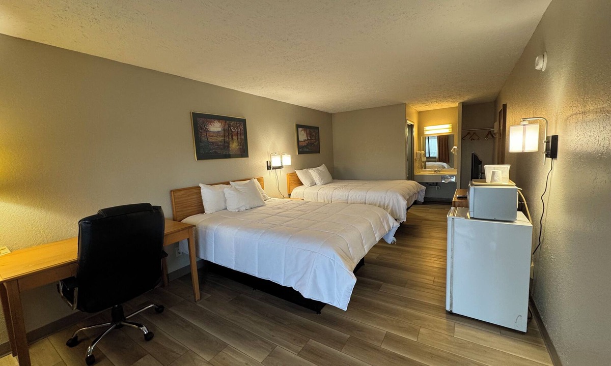 Farmer City Hotel | Days Inn by Wyndham Farmer City