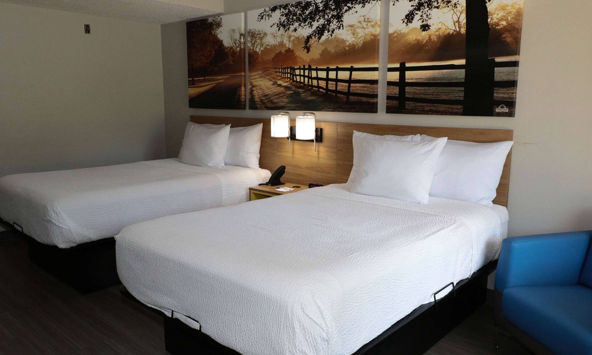 Farmville Hotel | Days Inn by Wyndham Farmville