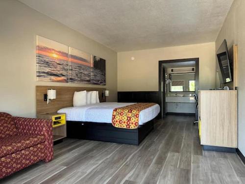 Longview Hotel | Days Inn by Wyndham Longview South