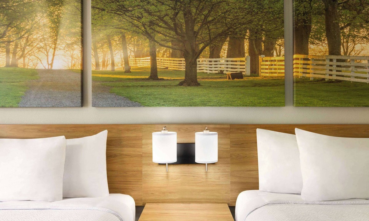 McComb Hotel | Days Inn by Wyndham McComb MS