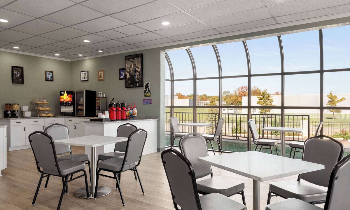 Whitehaven Hotel | Days Inn by Wyndham Memphis at Graceland