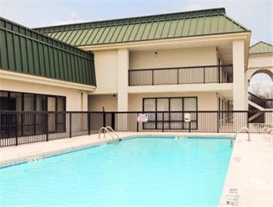 Metter Hotel | Days Inn by Wyndham Metter