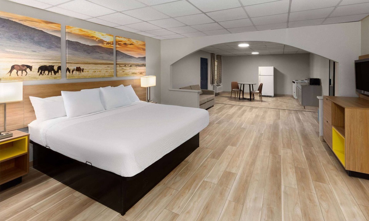 Oklahoma City Hotel | Days Inn by Wyndham Oklahoma City