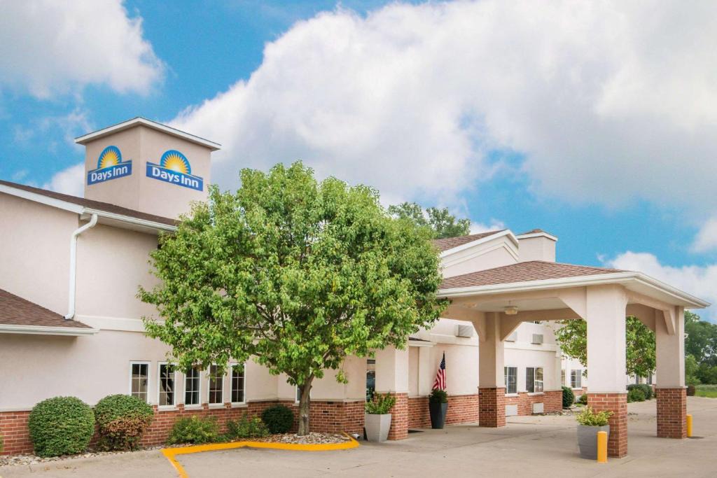 Ottumwa Hotel | Days Inn by Wyndham Ottumwa
