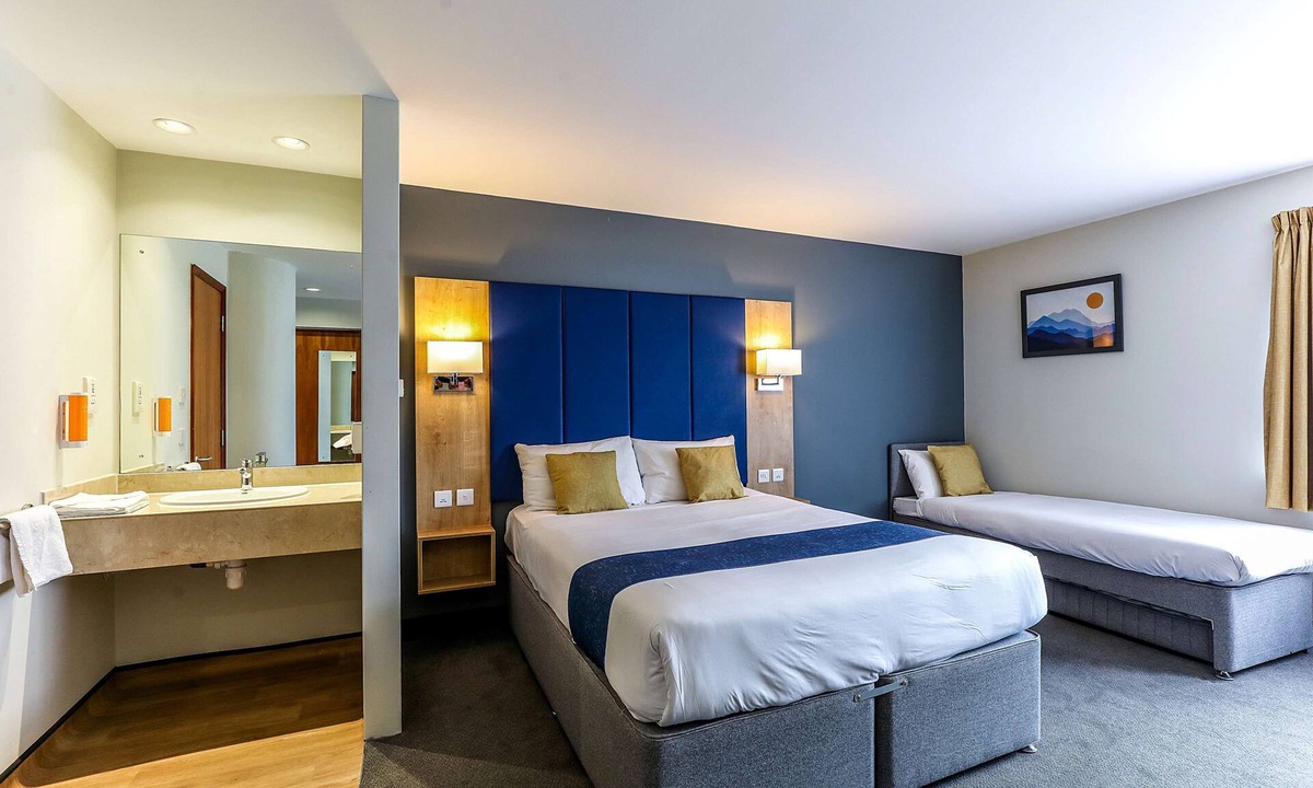 Peterborough Hotel | Days Inn by Wyndham Peterborough