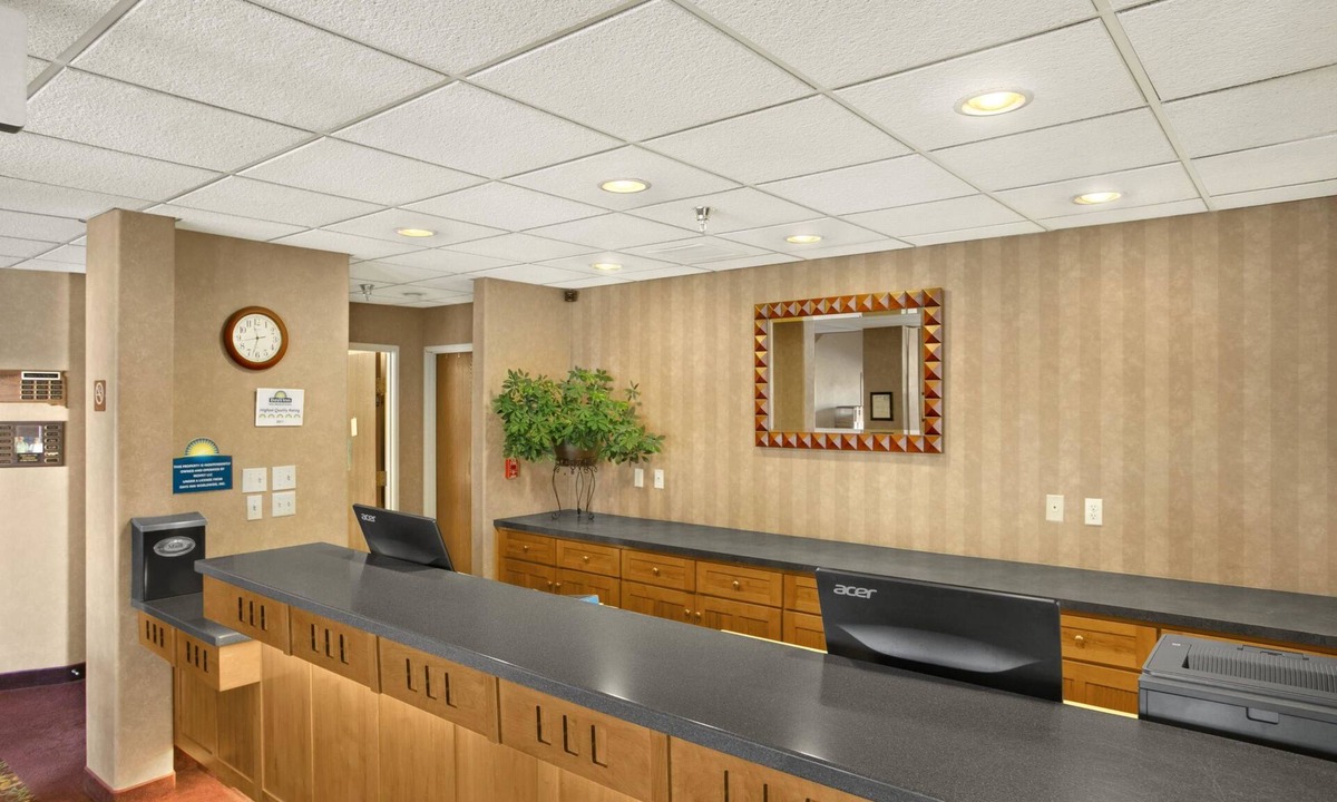 Rapid City Hotel | Days Inn by Wyndham Rapid City