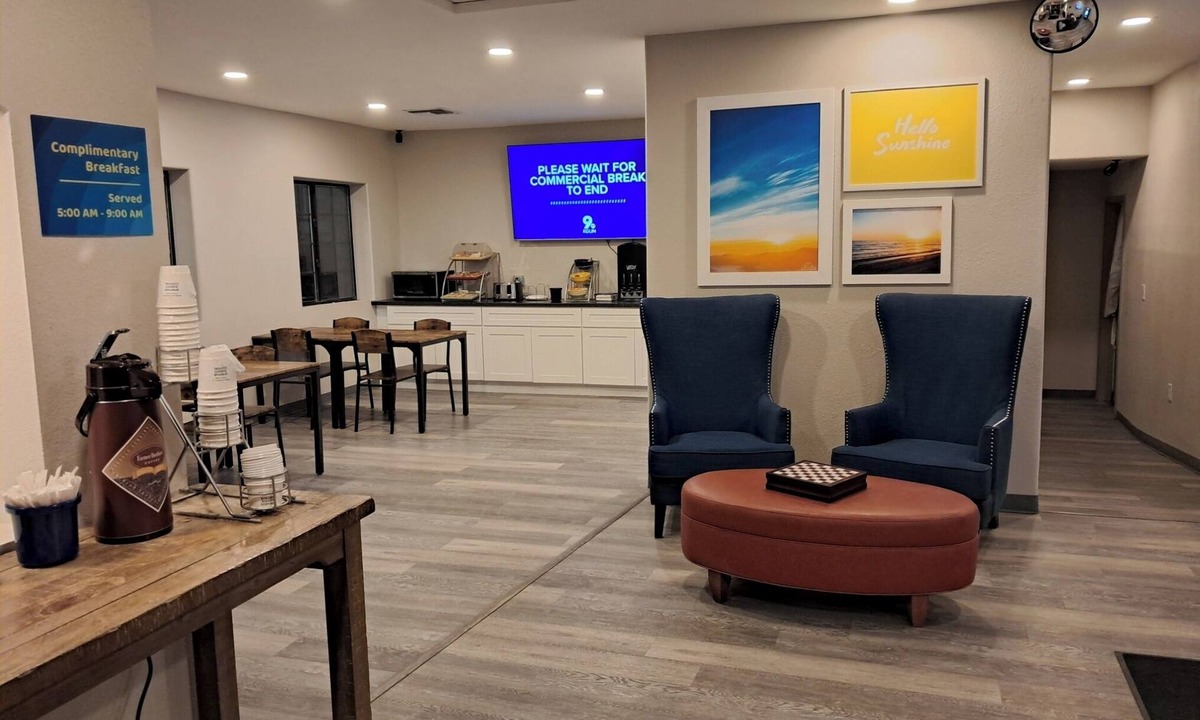 Safford Hotel | Days Inn by Wyndham Safford, AZ