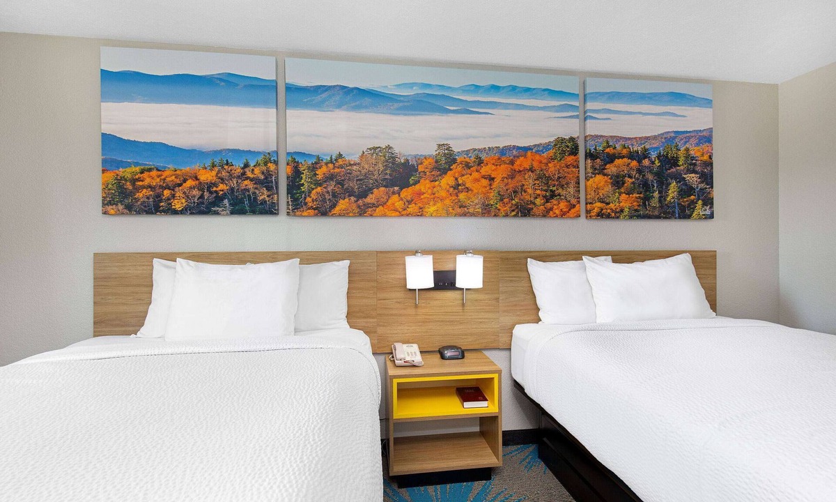 Savannah Hotel | Days Inn by Wyndham Savannah