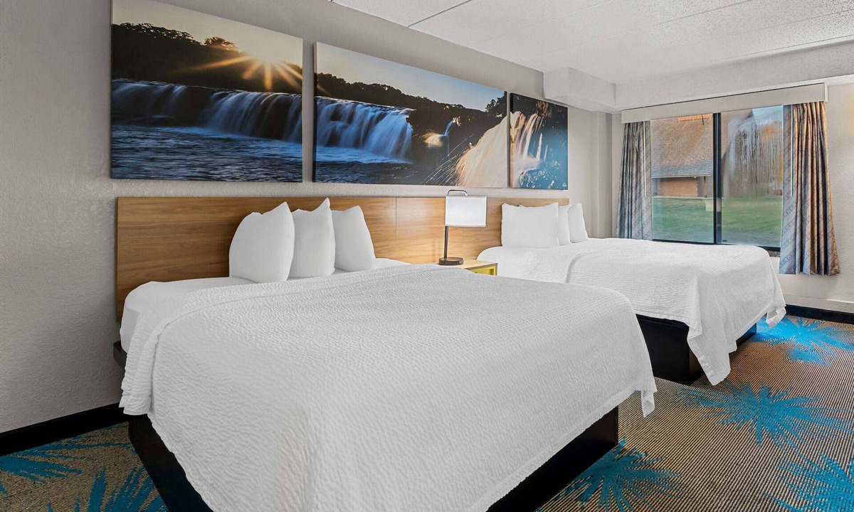 Sioux Falls Hotel | Days Inn by Wyndham Sioux Falls Empire